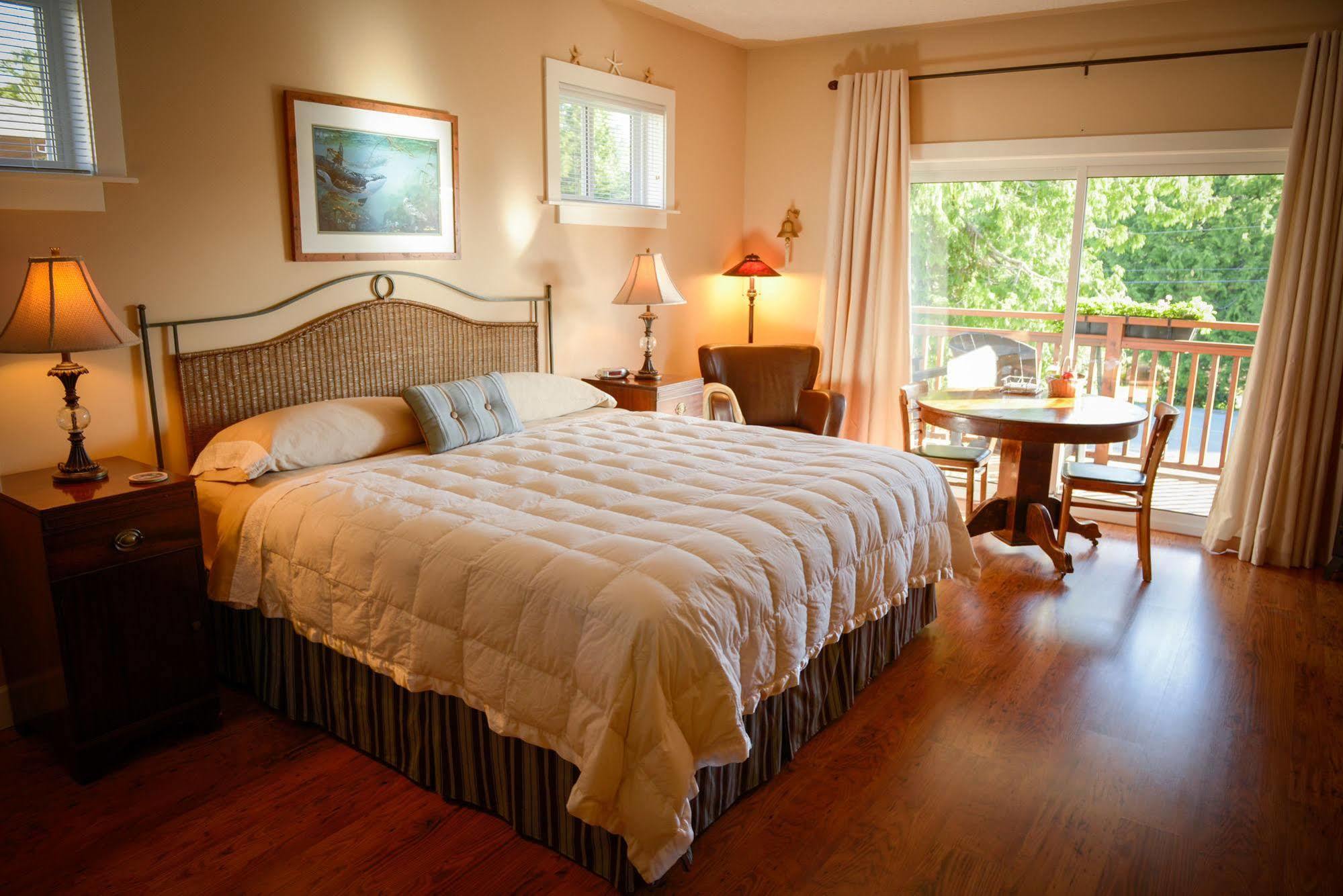 Ocean Mist Guesthouse Уклуелет Екстериор снимка